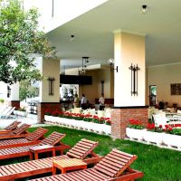 boulevard hotel