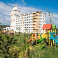 oz hotels sui resort