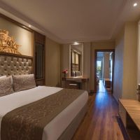 oz hotels sui resort