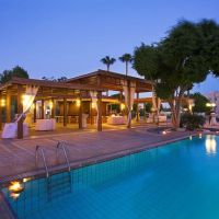 ajax hotel 4