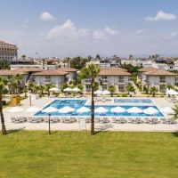 crystal boutique beach resort