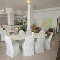 the palms hotel apts