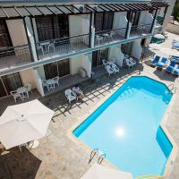 crystallo apartments