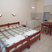 new york plaza hotel apartments