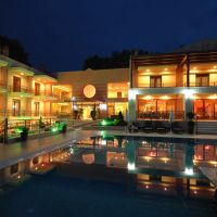 4 epoxes hotel spa