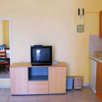 daphne hotel apartments