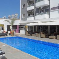 the palms hotel apts