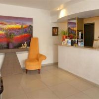 the palms hotel apts
