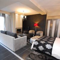4 epoxes hotel spa