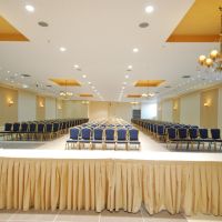 4 epoxes hotel spa
