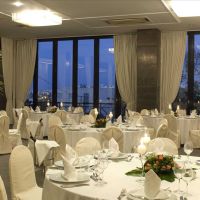 aquila atlantis hotel