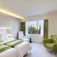 athens avenue hotel