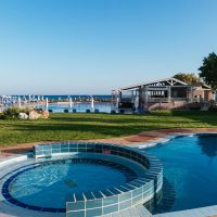 arina beach hotel & bungalows