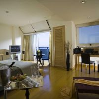 aquila atlantis hotel