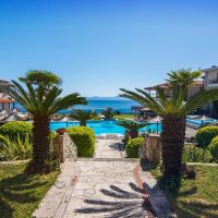 blue bay hotel (afitos)
