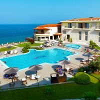 blue bay hotel (afitos)