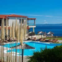 blue bay hotel (afitos)