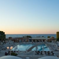 bella beach hotel