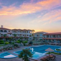 blue bay hotel (afitos)