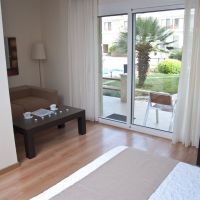 blue bay hotel (afitos)