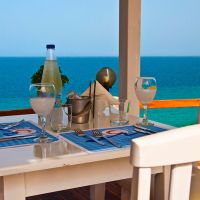blue bay hotel (afitos)