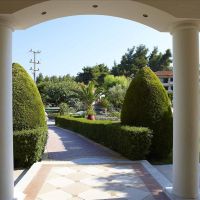 Bomo chrousso village hotel