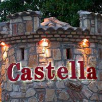 castella beach hotel