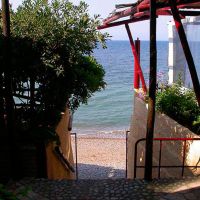 castella beach hotel