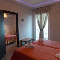 castella beach hotel