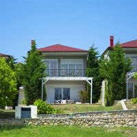 bomo villas kosmas