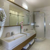 cosmopolitan hotel & spa