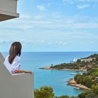 hinitsa bay hotel