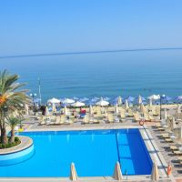 hydramis palace beach resort