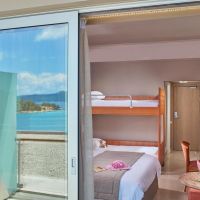 hinitsa bay hotel