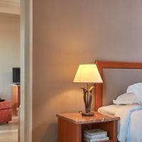 hinitsa bay hotel
