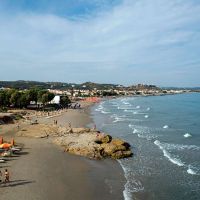 ilianthos village