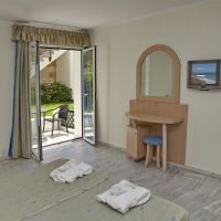 jo an beach hotel