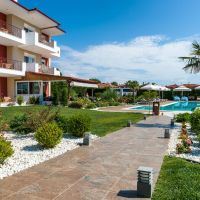 lagaria apartments afitos