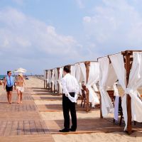 knossos beach bungalows