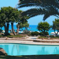 kernos beach hotel & bungalows