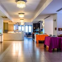 lagomandra beach & suites
