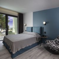 lagomandra beach & suites