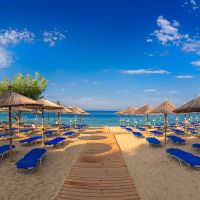 lagomandra beach & suites