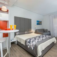 marys residence suites & luxury