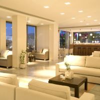 maritimo beach hotel