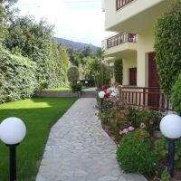 maria lambis apartments