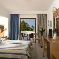 maritimo beach hotel