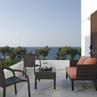 maritimo beach hotel