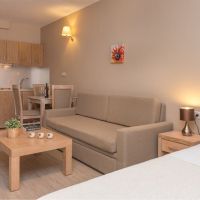 marys residence suites & luxury