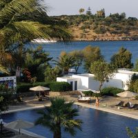 minos beach art hotel
